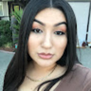 Meet your Posher, Karina